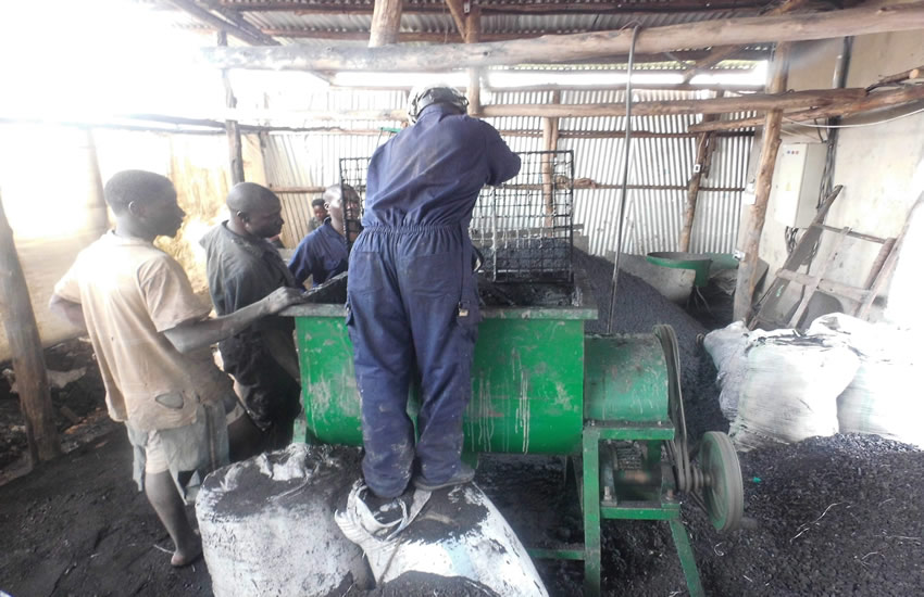Training in energy saving stoves